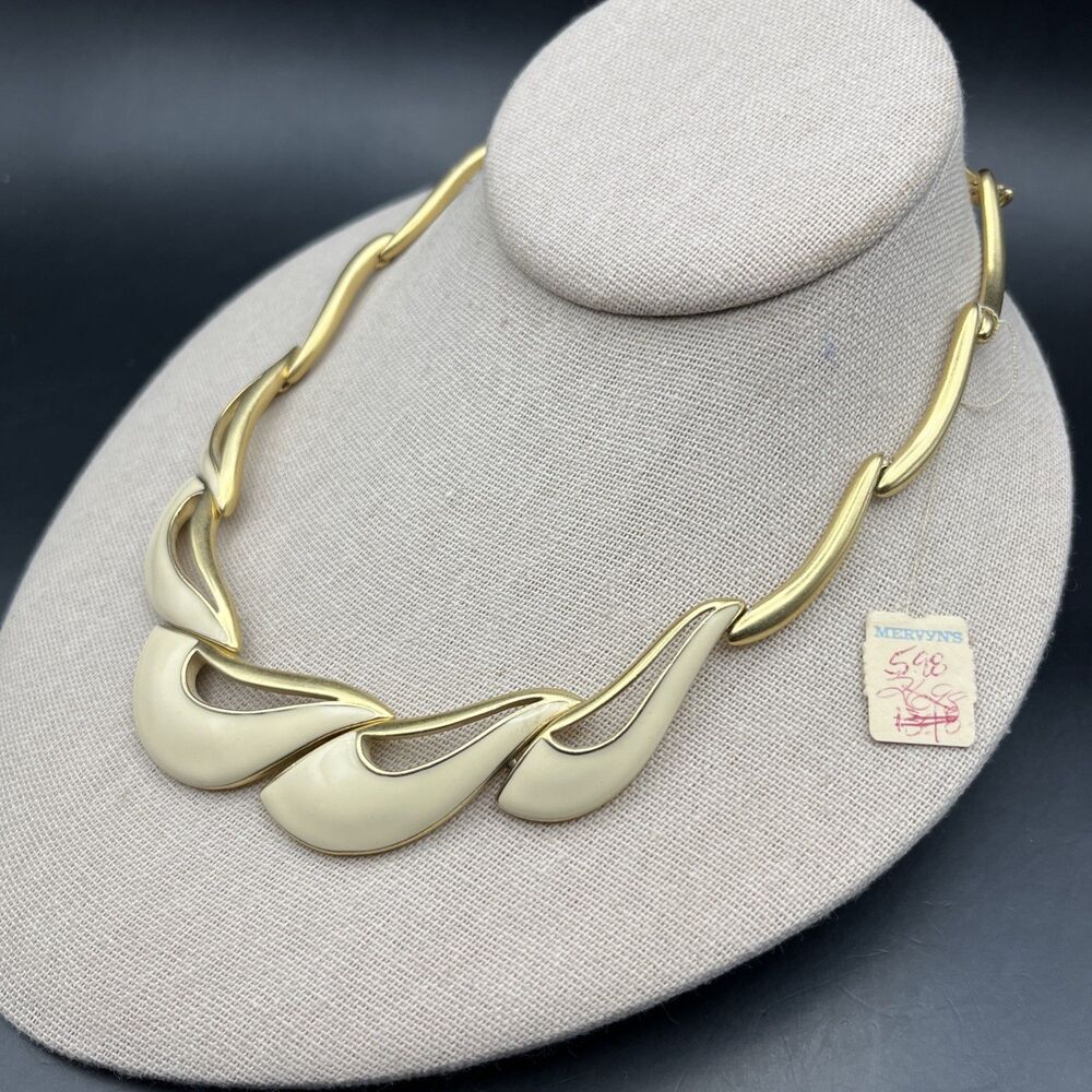 Vintage Trifari Bib Collar Necklace Gold Tone Bar Link Abstract Design 1980s - Picture 3 of 9